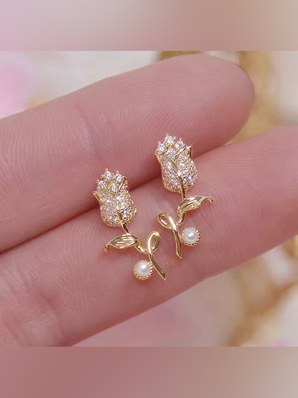 Korean Vintage Tulip Zircon Gold Stud Earrings